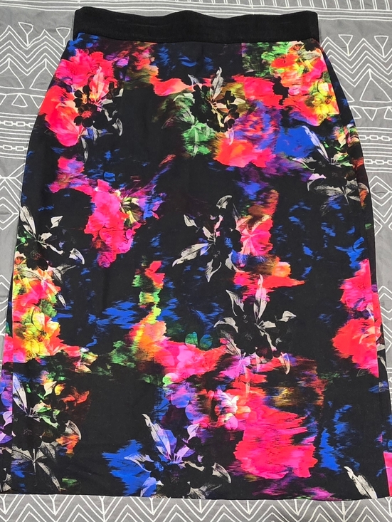 Milly Dresses & Skirts - Milly Abstract Floral Print Pencil Skirt Size 10